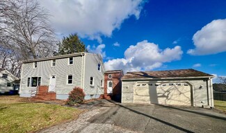 22 Independence Dr, Westbrook, ME 04092