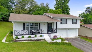 1717 E Rebel Rd, Rossville, GA 30741