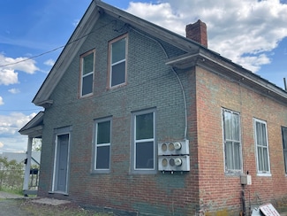 10 Park St, Randolph, VT 05060