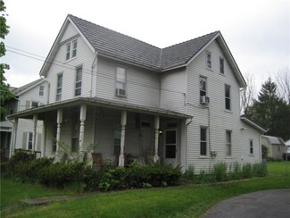 4015 Portland St, Coplay, PA 18037