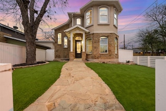 1304 Leona St, Austin, TX 78702