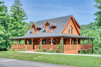 2028 Piney Overlook Ln, Sevierville, TN 37862