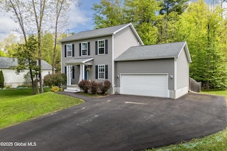 40 Tom Sawyer Dr, Gansevoort, NY 12831