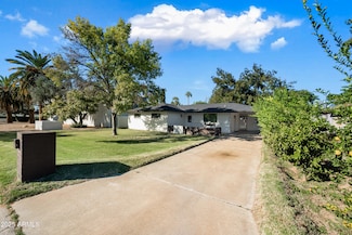 1014 E Orange Dr, Phoenix, AZ 85014