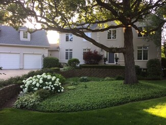 668 Long Cove Ct, Riverwoods, IL 60015