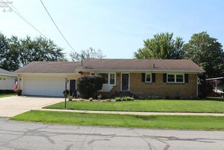 21 Horseshoe Dr, Monroeville, OH 44847