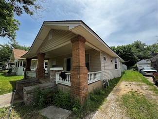 1205 W Arlington Ave, Fort Worth, TX 76110