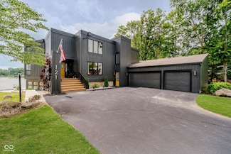 121 Wesley Cir, Noblesville, IN 46062
