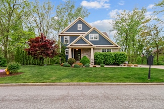 66 Braemar Dr, Valparaiso, IN 46385