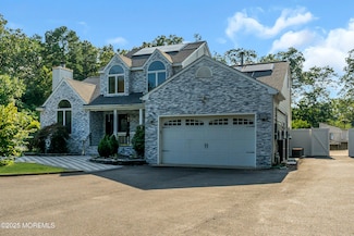 592 Ollie Burke Rd, Jackson, NJ 08527