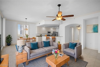 2090 W First St Unit F2806, Fort Myers, FL 33901