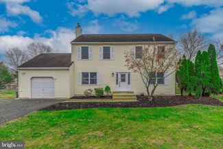 104 Hampton Cir, Gilbertsville, PA 19525