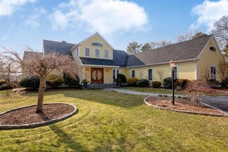 377 Wheeler Rd, Marstons Mills, MA 02648