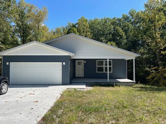24 Locksley Ct, Bedford, IN 47421
