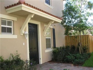 275 Las Brisas Cir, Sunrise, FL 33326