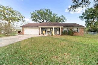 4324 Grant St, Milton, FL 32571