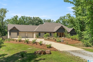 633 Fadora Dr, Wilsonville, AL 35186