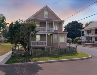 68 Prospect St, Manville, RI 02838