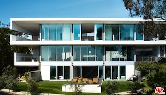 2500 Briarcrest Rd, Beverly Hills, CA 90210