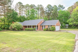 7863 Self Creek Rd, Starkville, MS 39759