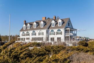 176 Beach St, Marshfield, MA 02050