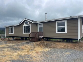 7921 SE King Rd Unit 1, Milwaukie, OR 97222