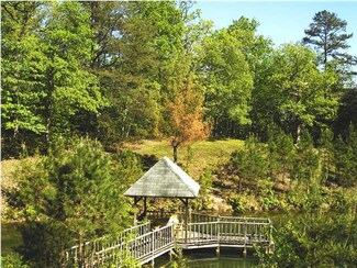 2340 Corral Rd, Signal Mountain, TN 37377