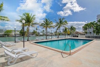 7207 Bay Dr Unit 19, Miami Beach, FL 33141