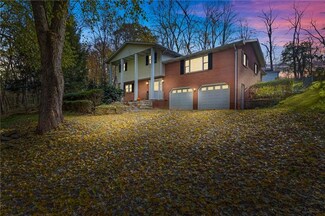 228 Lindsay Rd, Zelienople, PA 16063