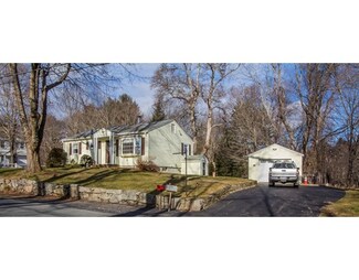 22 George St, Mendon, MA 01756