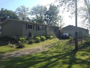 754 45th St, New Boston, IL 61272
