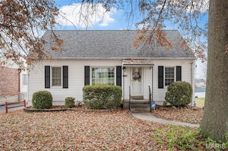 3746 Fee Rd, Bridgeton, MO 63044