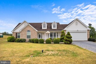 582 Seventh St, Luray, VA 22835