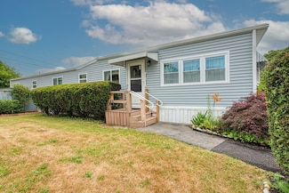 73 Bally Dr, Raynham, MA 02767