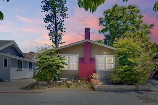 2575 Russ Blvd, San Diego, CA 92102