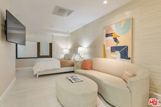 1 W Century Dr Unit 6, Los Angeles, CA 90067