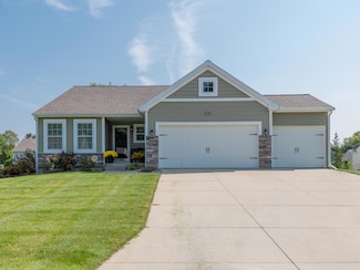 2326 Sagebrush St, Kalamazoo, MI 49006