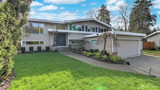 11021 SE 10th St, Bellevue, WA 98004