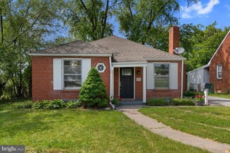 949 16th St, New Cumberland, PA 17070