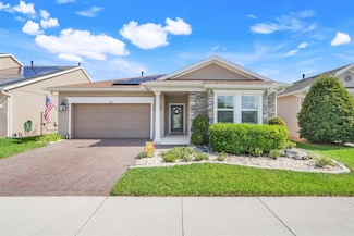 815 Hidden Moss Dr, Groveland, FL 34736