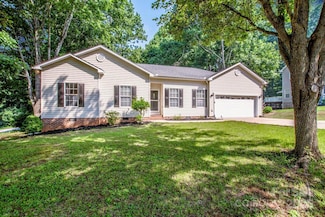 146 Valley Glen Dr, Troutman, NC 28166