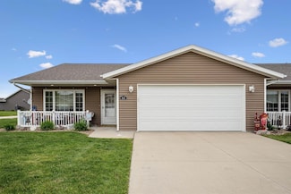 810 Spruce Dr SW Unit 3, Independence, IA 50644