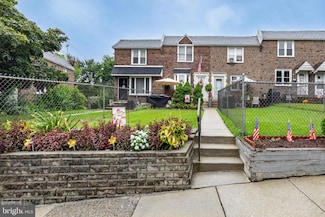 160 Westbrook Dr, Clifton Heights, PA 19018