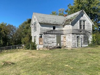 621 Baden Ave, Mountain Grove, MO 65711