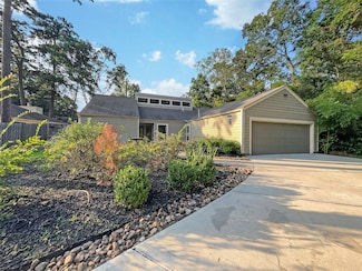 6 N Autumnwood Way, Spring, TX 77380