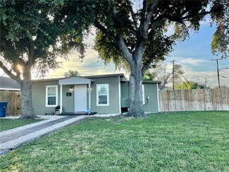 4201 Nicholson St, Corpus Christi, TX 78415