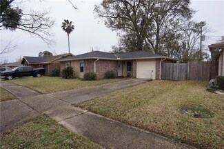 2105 N Sugar Ridge Rd, La Place, LA 70068