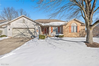 1413 New England Dr SE, North Canton, OH 44720
