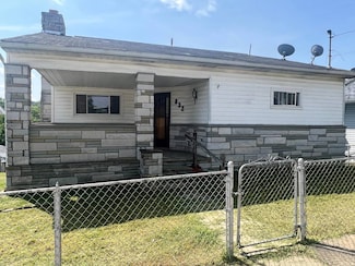 832 Allview Dr, Charleston, WV 25309