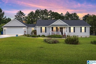 266 Pleasant Valley Cir, Hayden, AL 35079